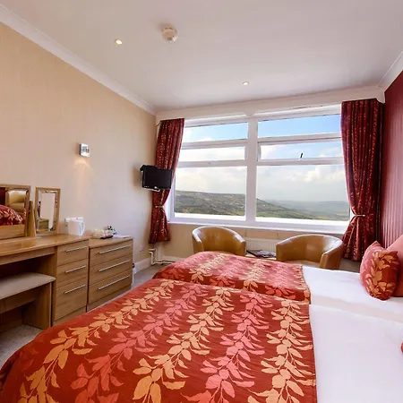 Raven Hall Country House 4*